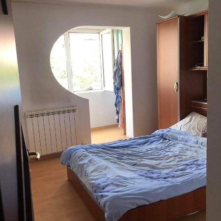 Apartament Lägenhet Râmnicu Vâlcea Exteriör bild